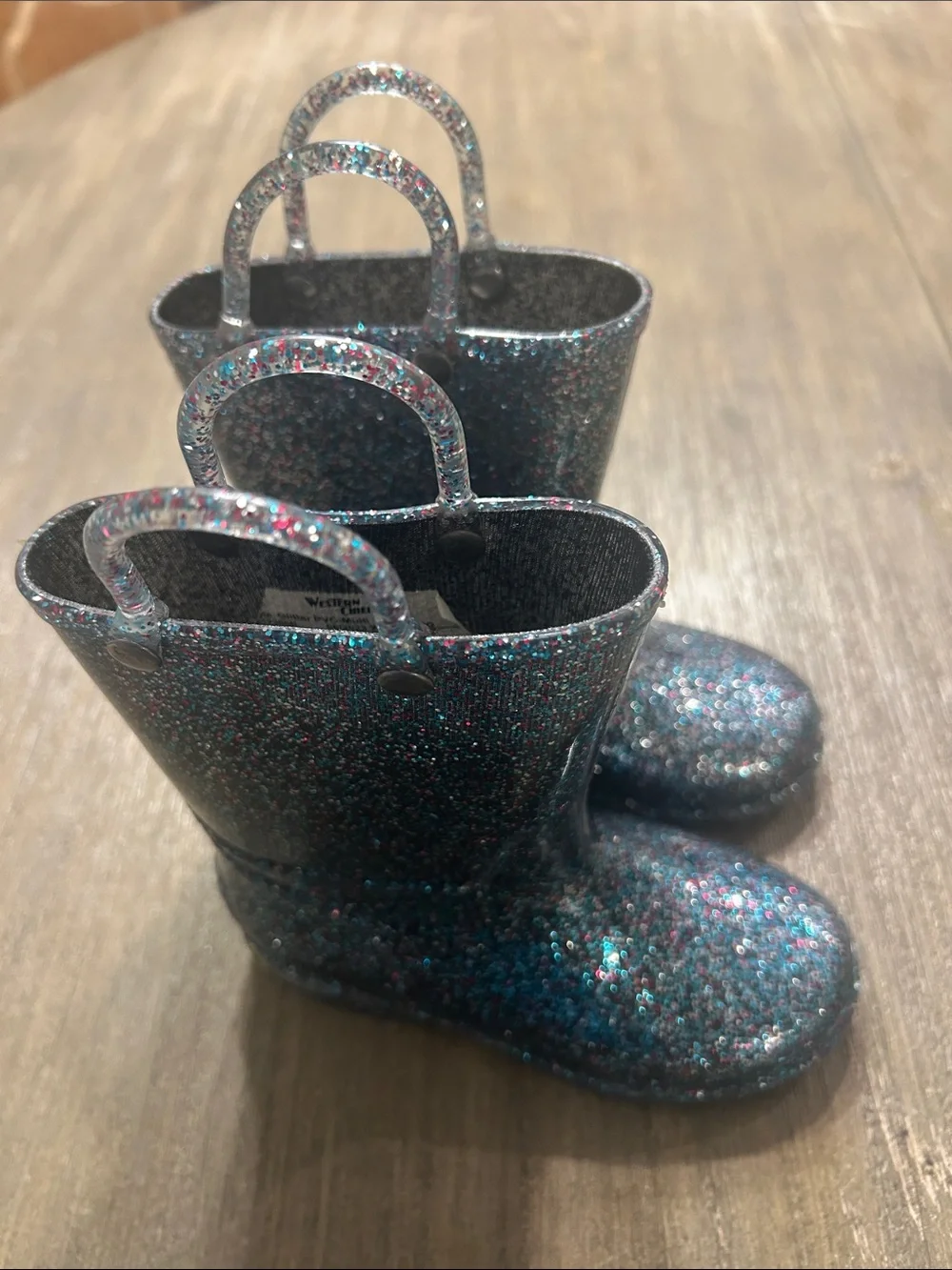 Western Chief gently used